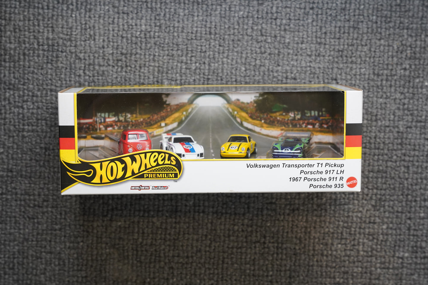 HotWheels Premium #Porsche Set 4 x Cars - Germany Racing VW T1